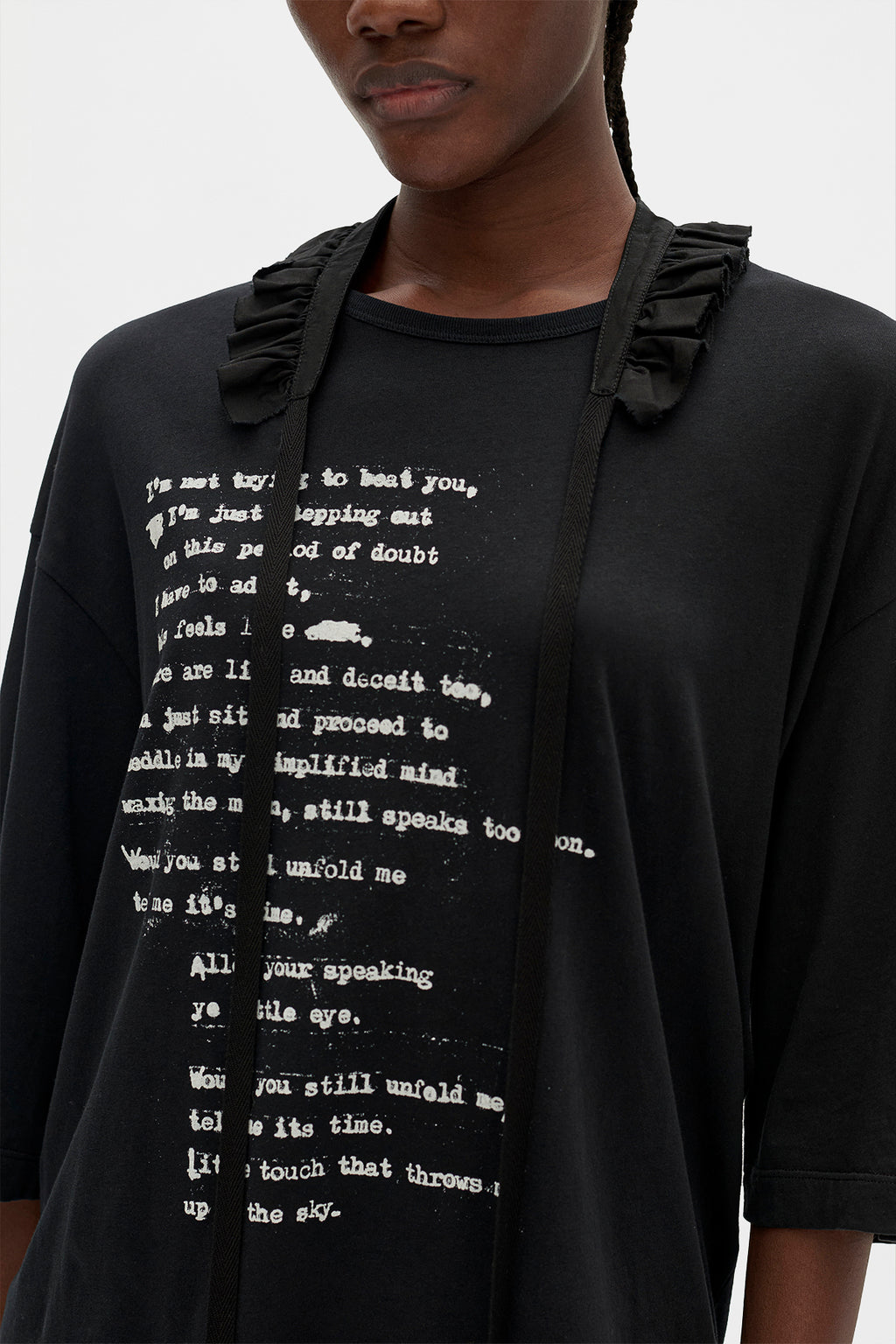 Agapi Printed High Comfort T-Shirt with Detachable Collar