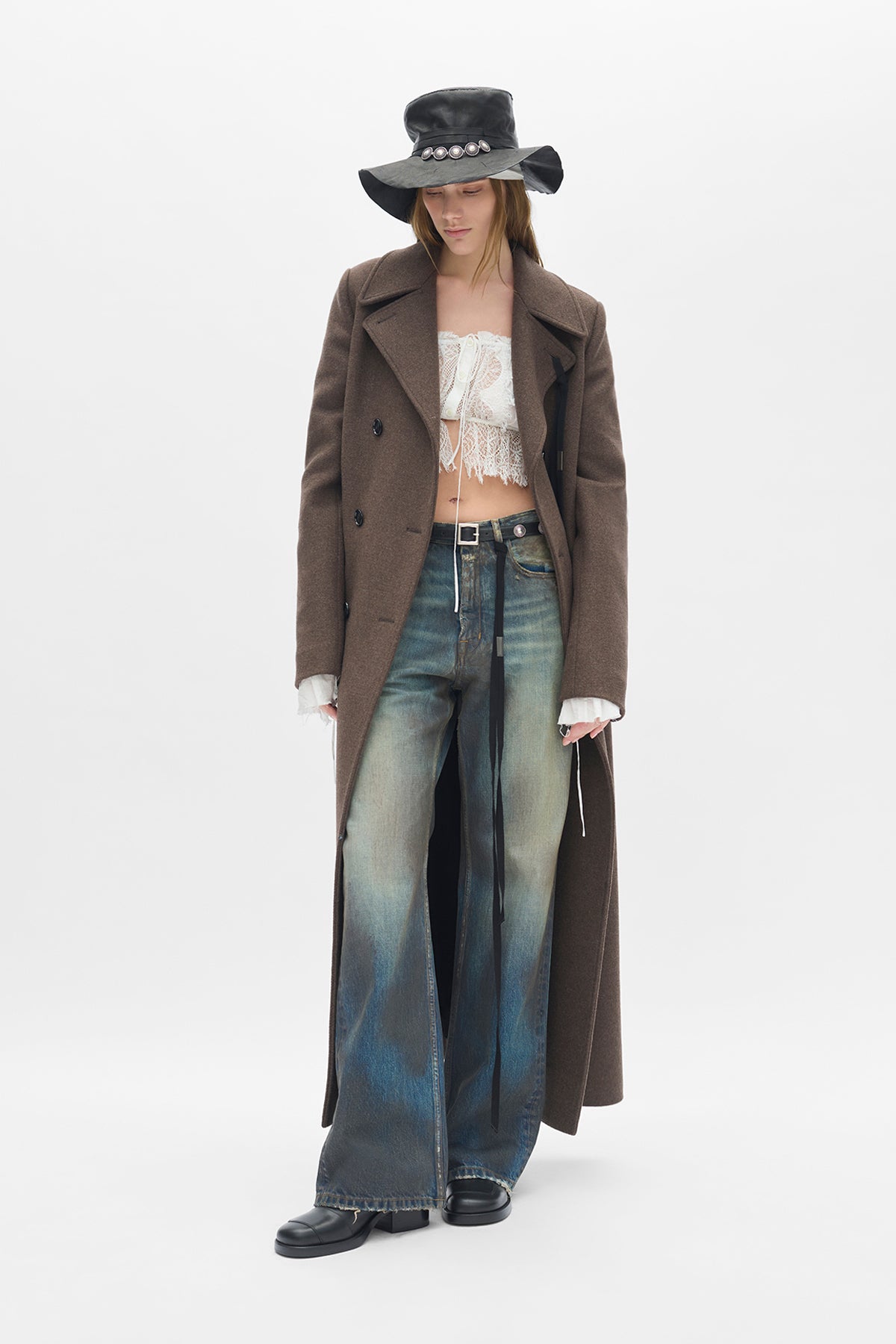 Jorunn Crop Top With Distressed Lace Details