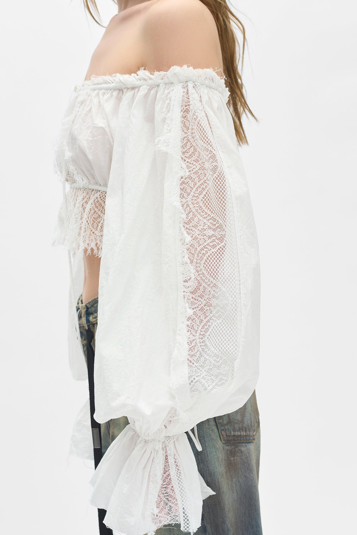 Jorunn Crop Top With Distressed Lace Details