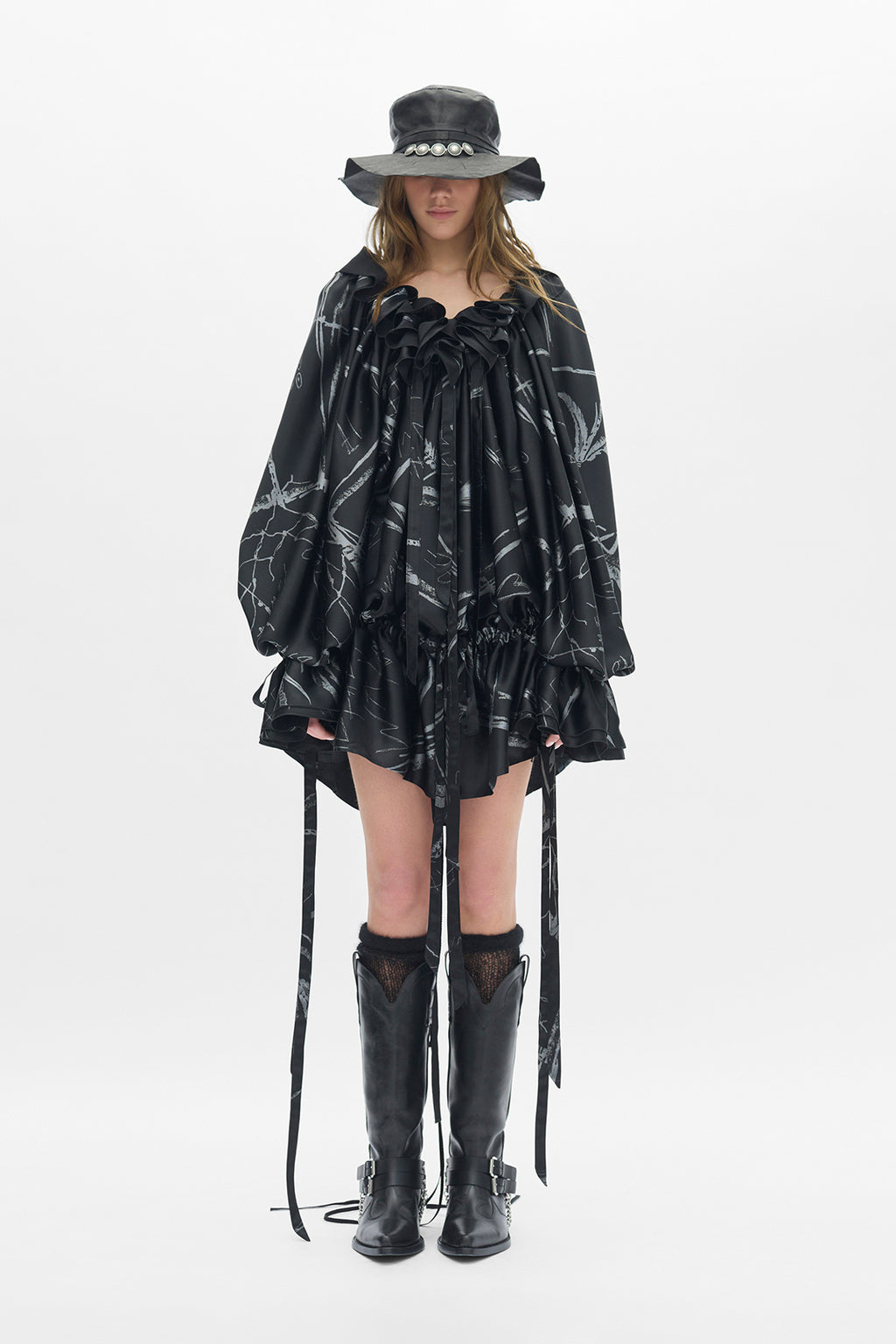 Bregje Ruffled Dress With Drawsting Dreamcatcher Print