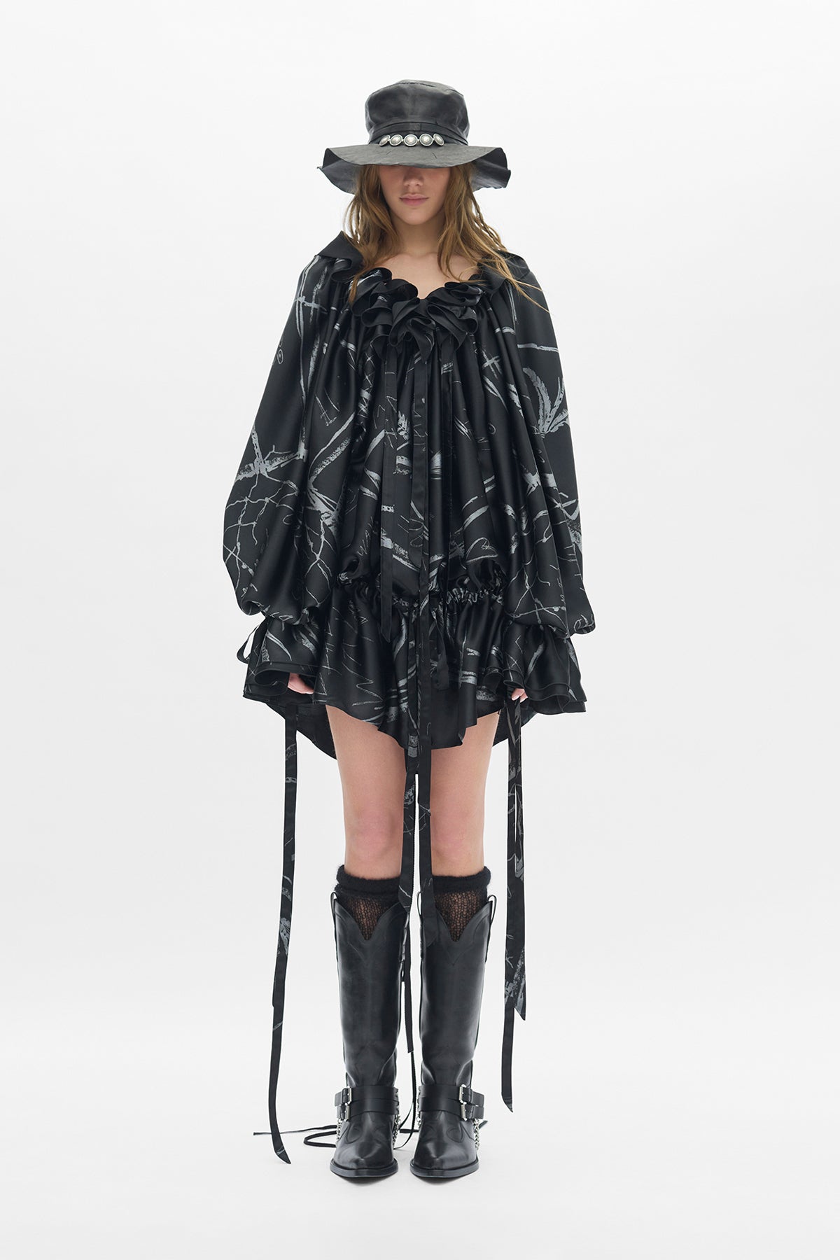 Bregje Ruffled Dress With Drawsting Dreamcatcher Print