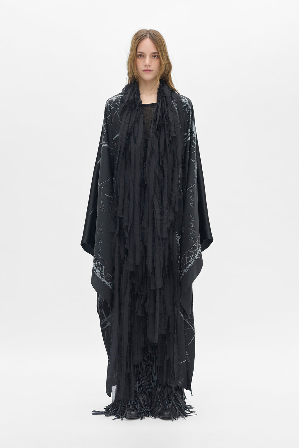 Fora Macrame Embroidery Robe