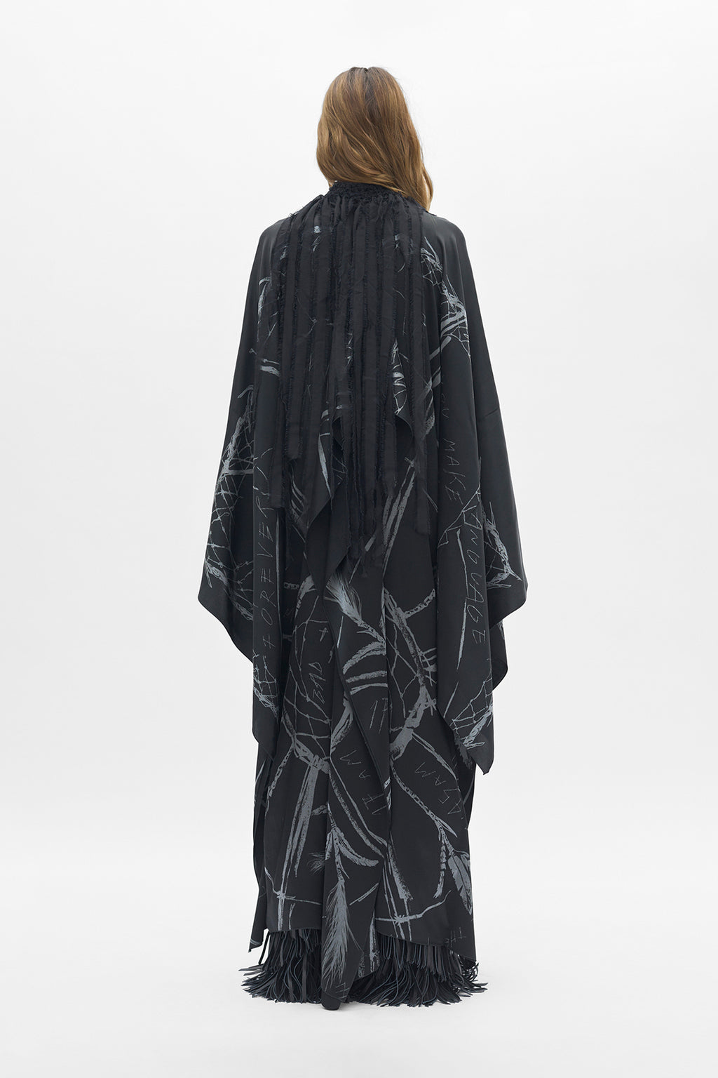 Fora Macrame Embroidery Robe