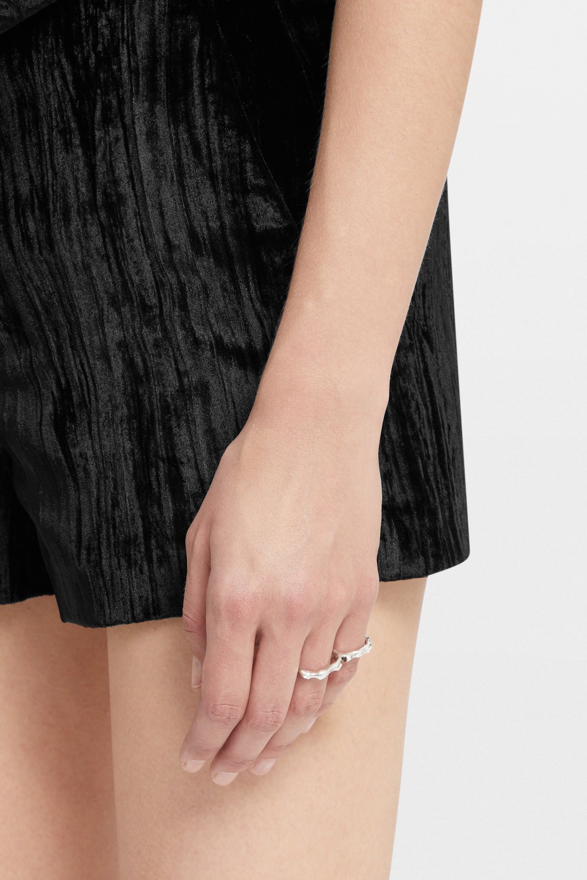 Lenja Futuristic Fine Thorn Double Ring