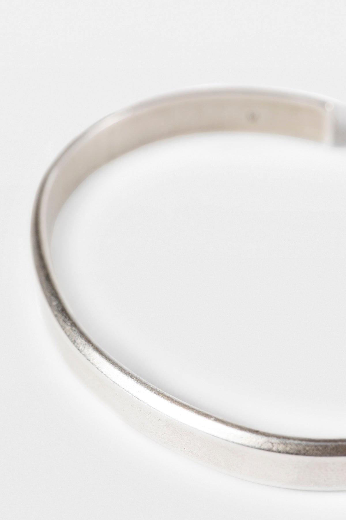 Rein Minimalistic Squared Bracelet