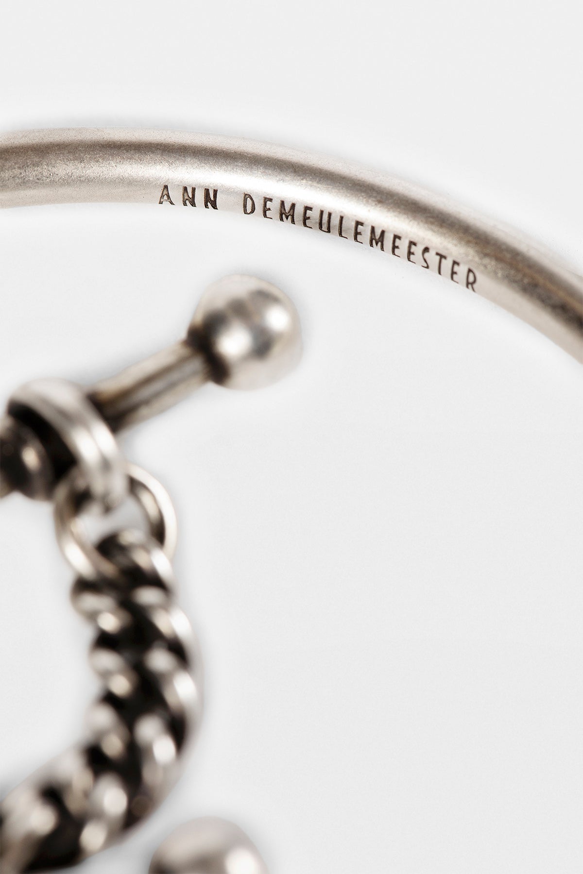 女性用ブレスレット – Ann Demeulemeester