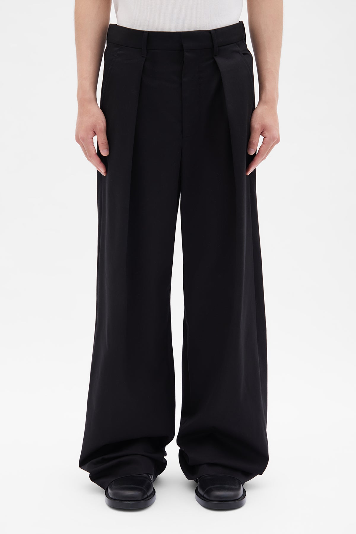 Botel Wide Leg Pleated Trousers
