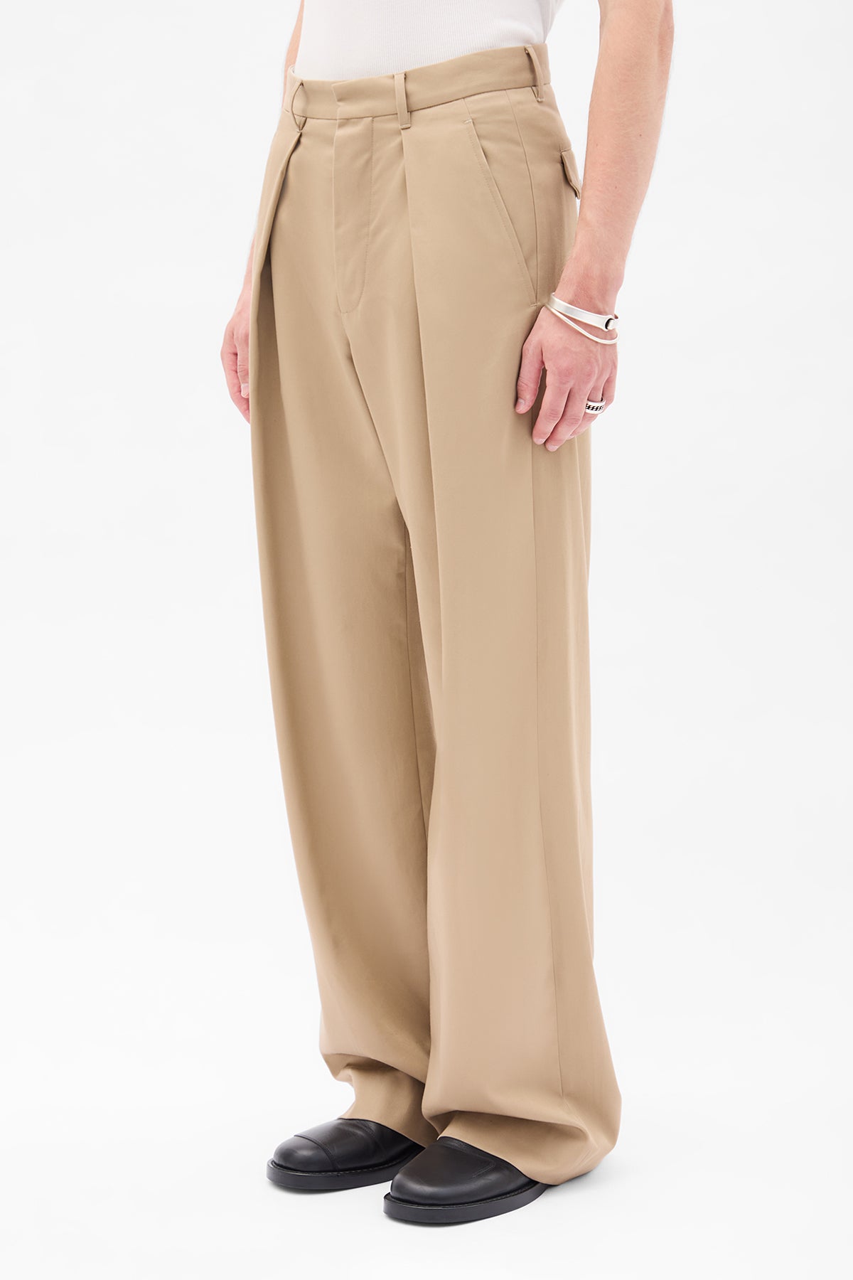 Botel Wide Leg Pleated Trousers