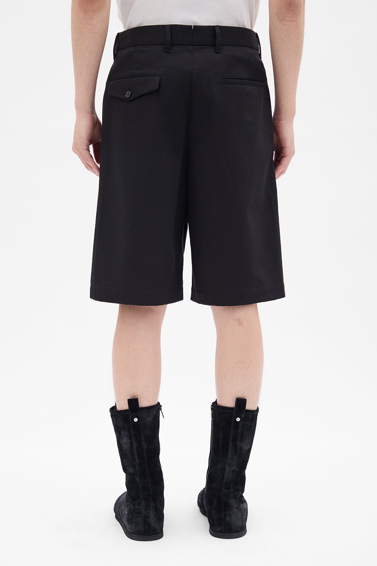 Noralft Wide Leg Pleated Shorts