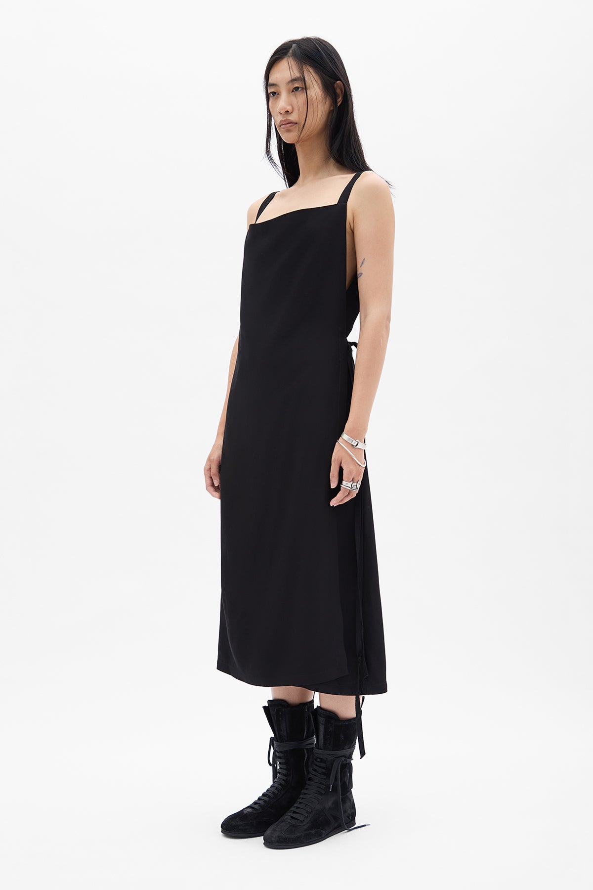 Desi Midi Schürzen-Wickelkleid 