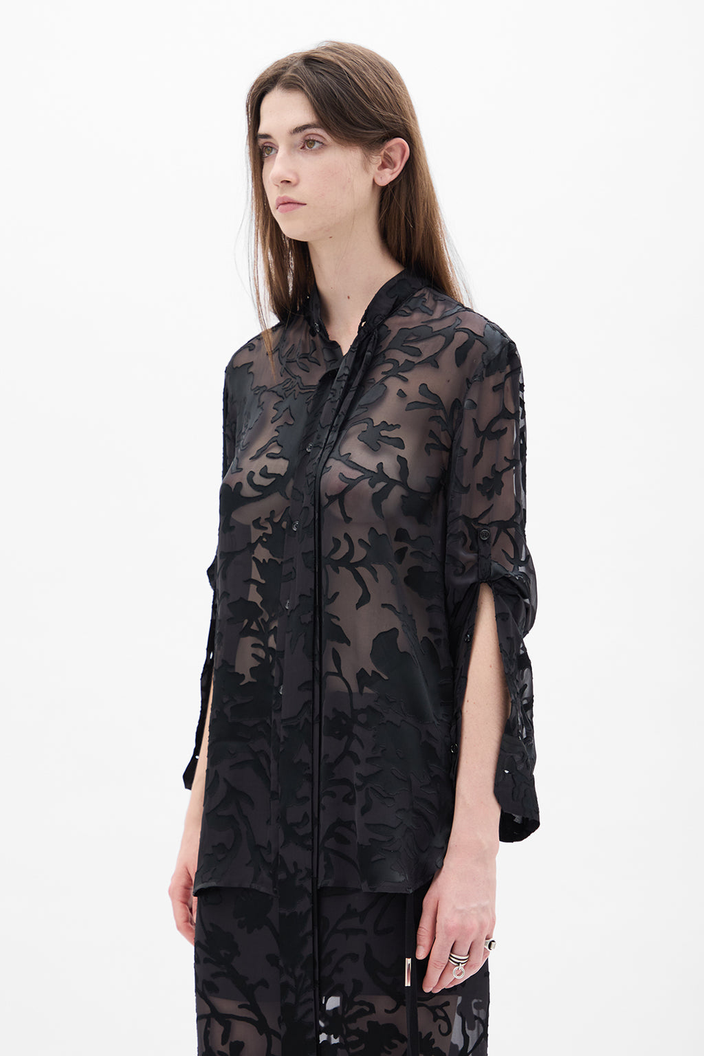 Dien Standard Collar Long Shirt with Foulard