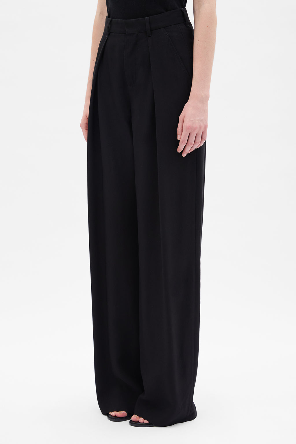 Pantalon plissé à jambes larges Nouk 