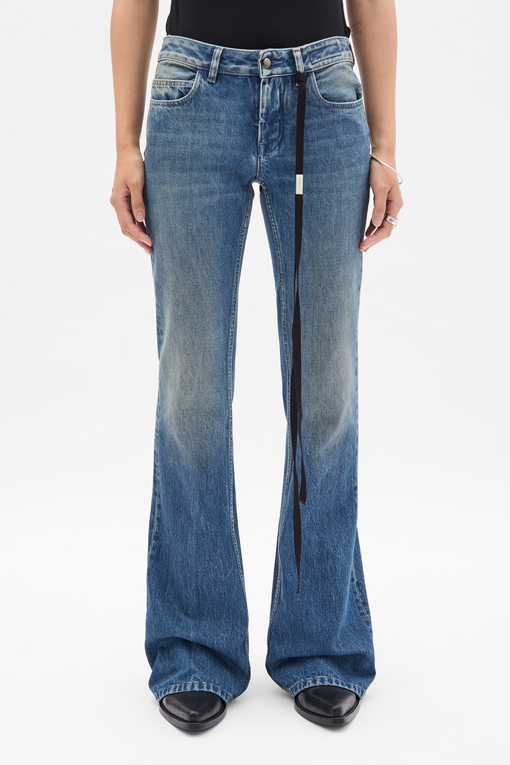 Pantaloni a zampa slim fit Xyla 5 tasche 