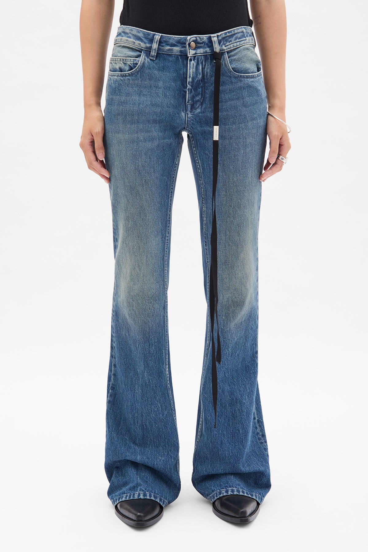 Pantaloni a zampa slim fit Xyla 5 tasche 