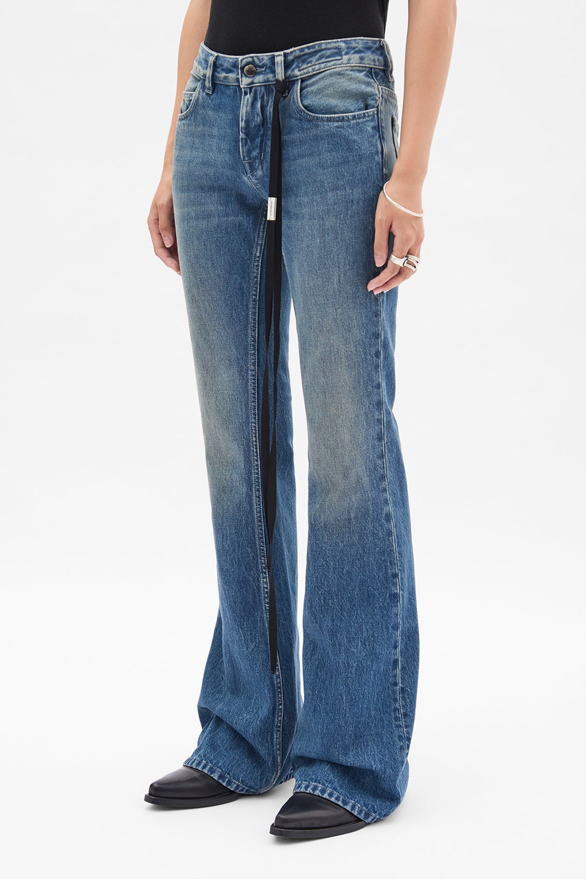 Pantaloni a zampa slim fit Xyla 5 tasche 