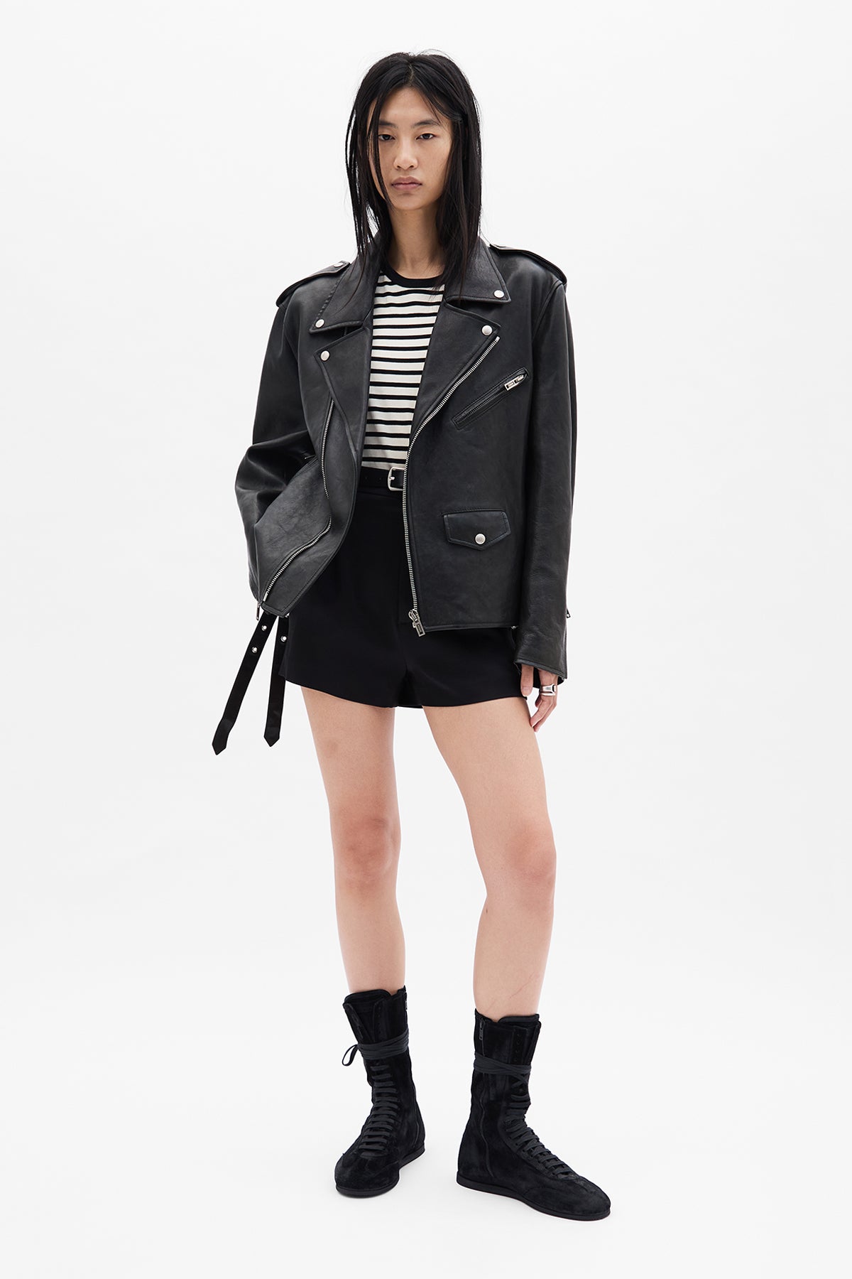 ANN DEMEULEMEESTER DONNA  SHORTS 