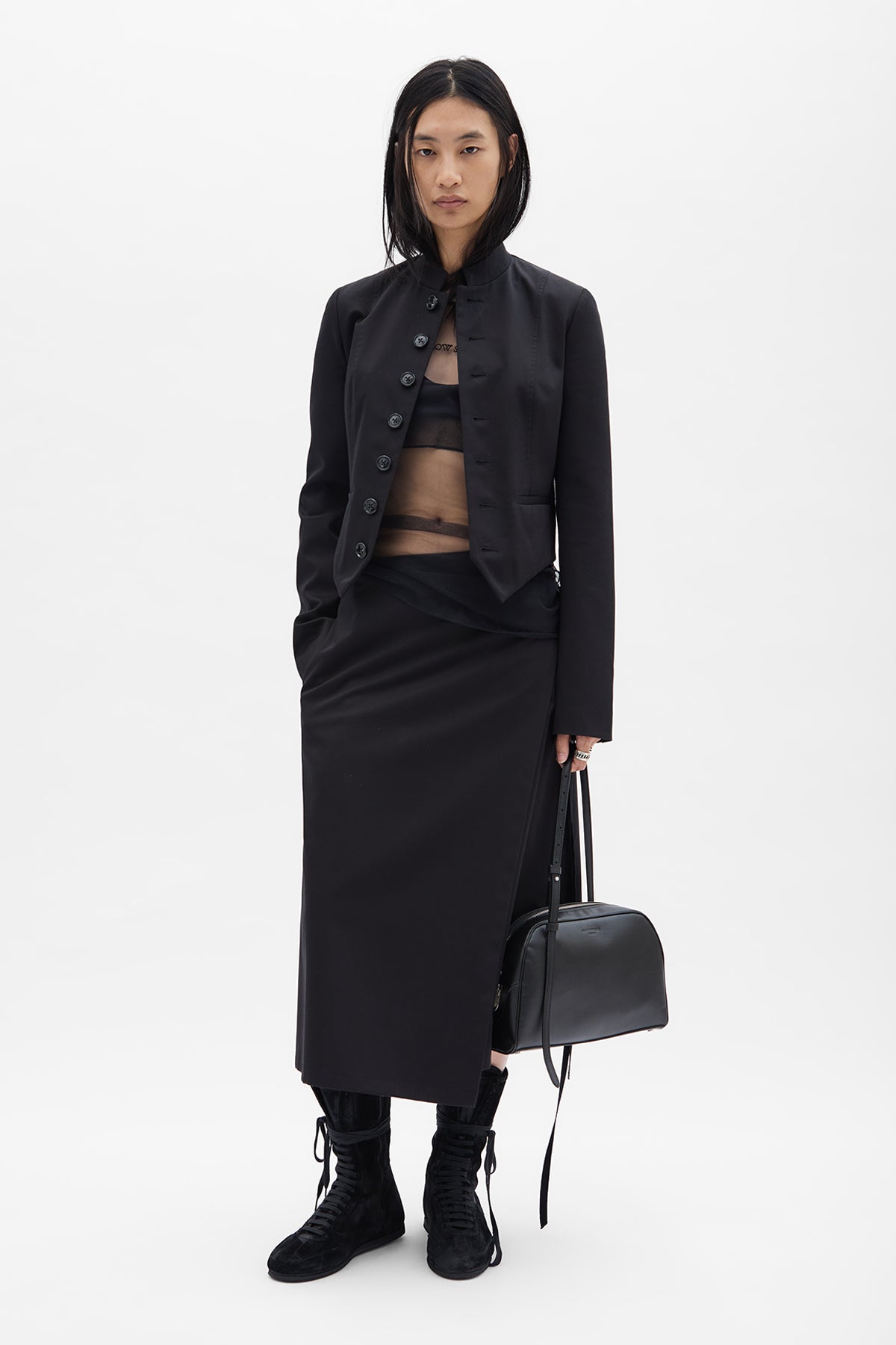 تنورة فابي ميدي ملفوفة بمئزر 