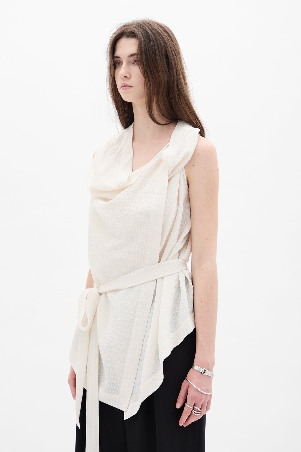 女性用トップス – Ann Demeulemeester