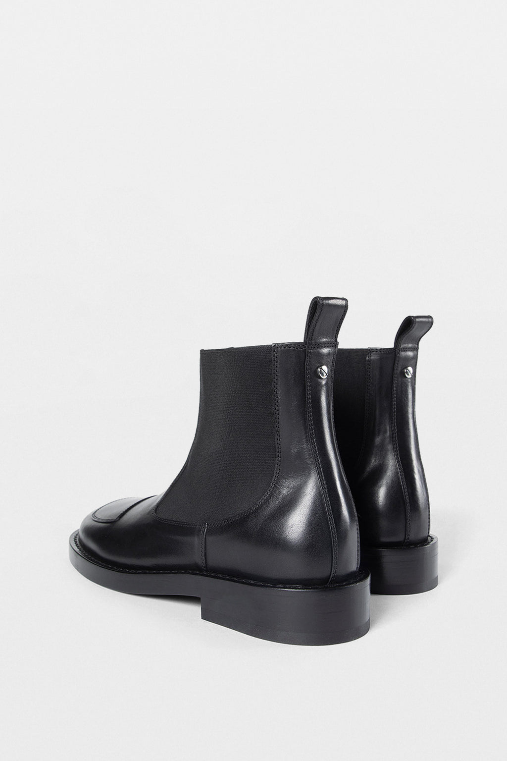 جلد العجل نابا 