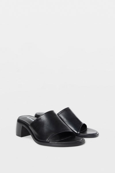 ライラミッドヒールサンダル – Ann Demeulemeester