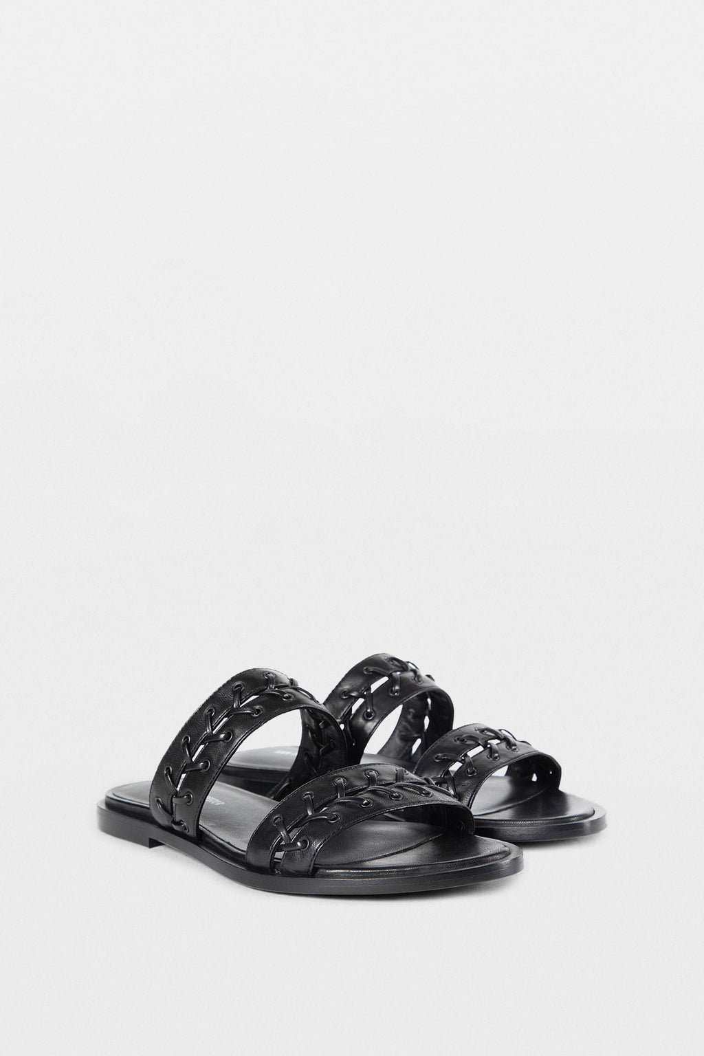 Geke Flat Sandals with Eyelets