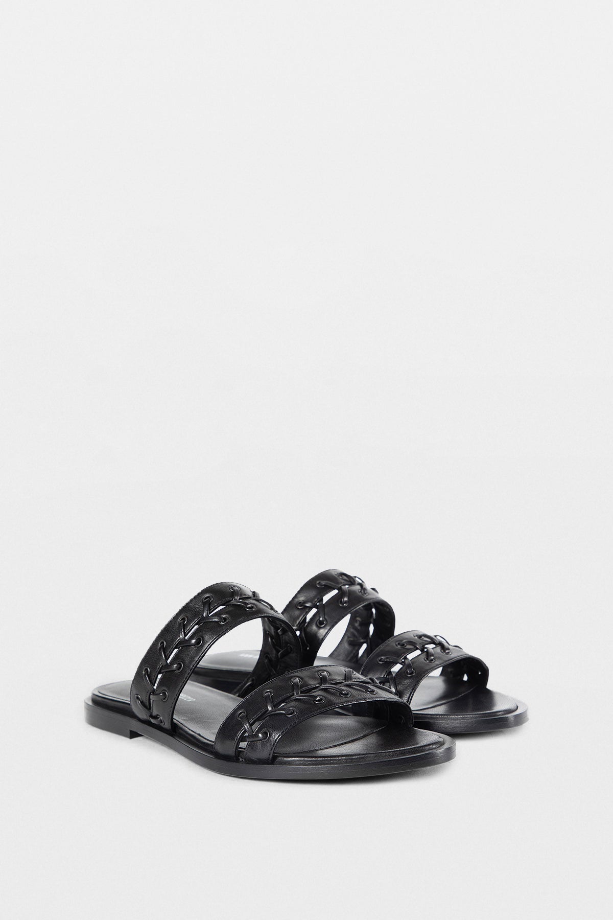 Geke Flat Sandals with Eyelets