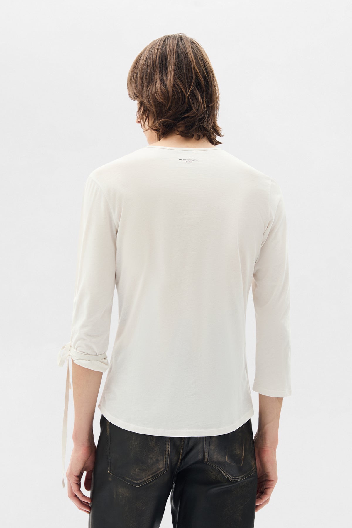 Alver Long Sleeve Fitted T-Shirt – Ann Demeulemeester