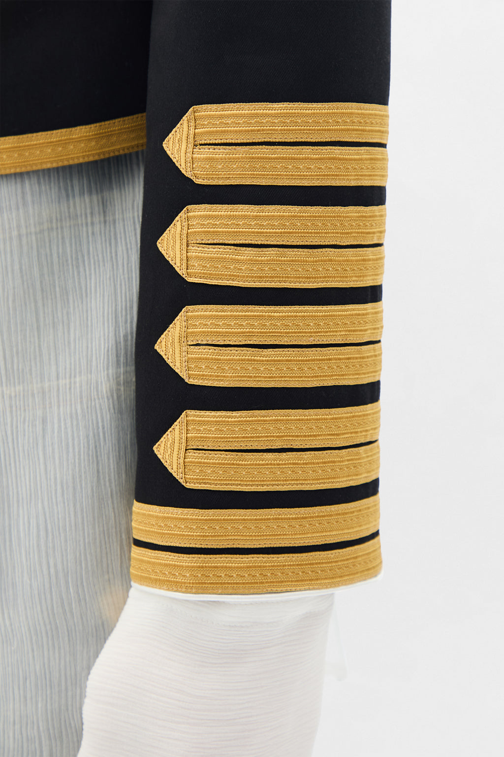 Set Embroidered Marsina Jacket