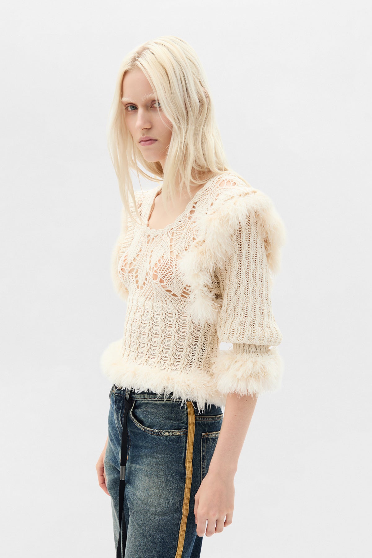 Dudu Scallop Neck Fitted Sweater – Ann Demeulemeester