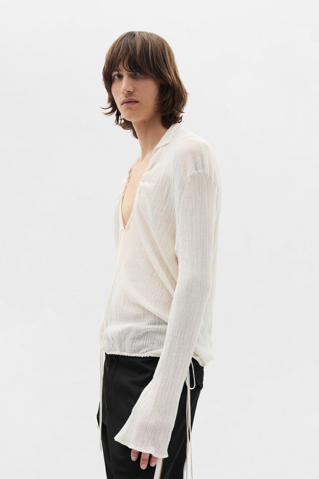 Maglione Tiu Creponette a costine con scollo a V profondo 