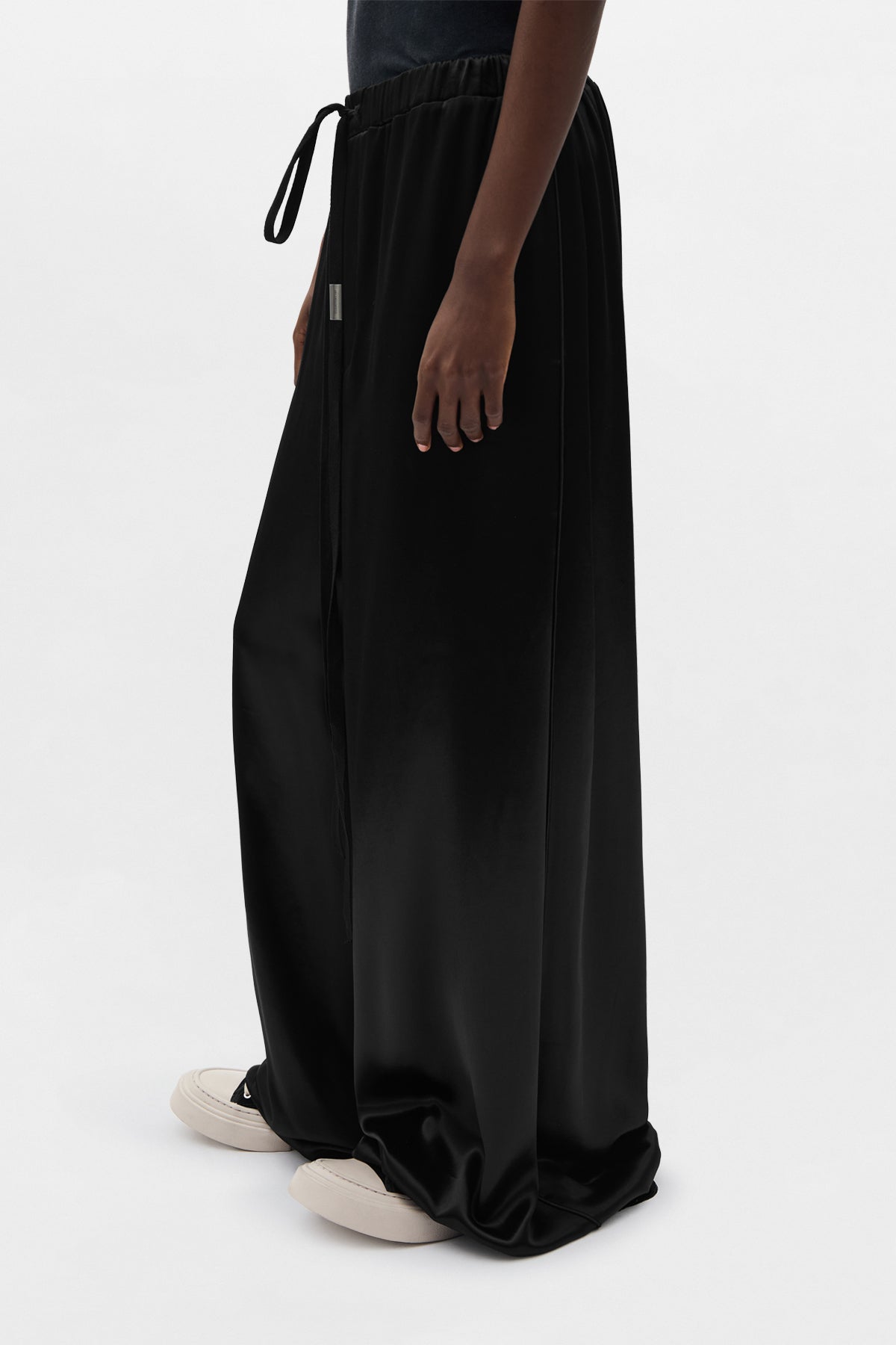 ソフィリラックスラウンジパンツ – Ann Demeulemeester