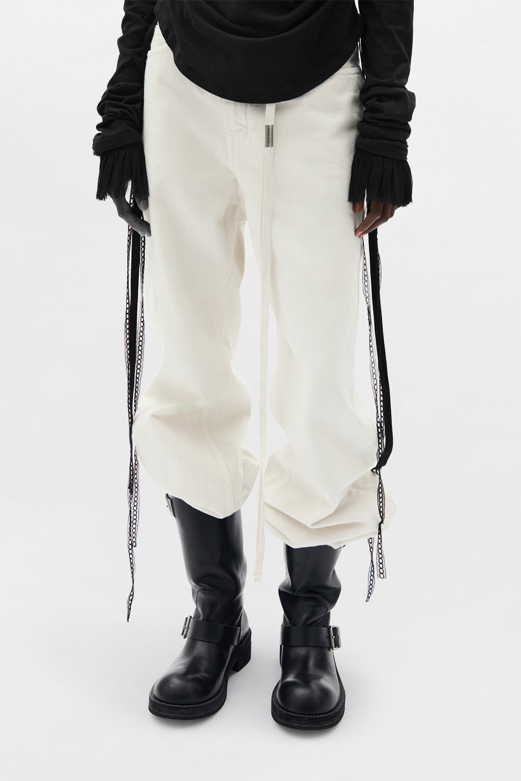 Sann Ruffled Cuffs With Lace Ribbons