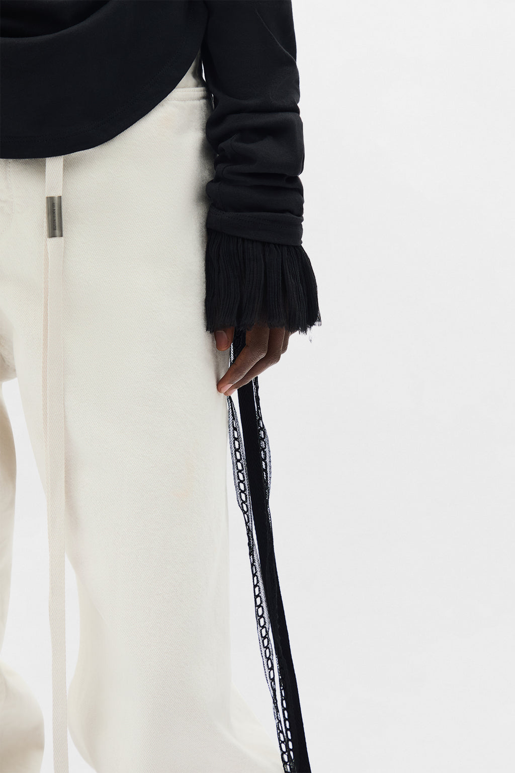 Sann Ruffled Cuffs With Lace Ribbons