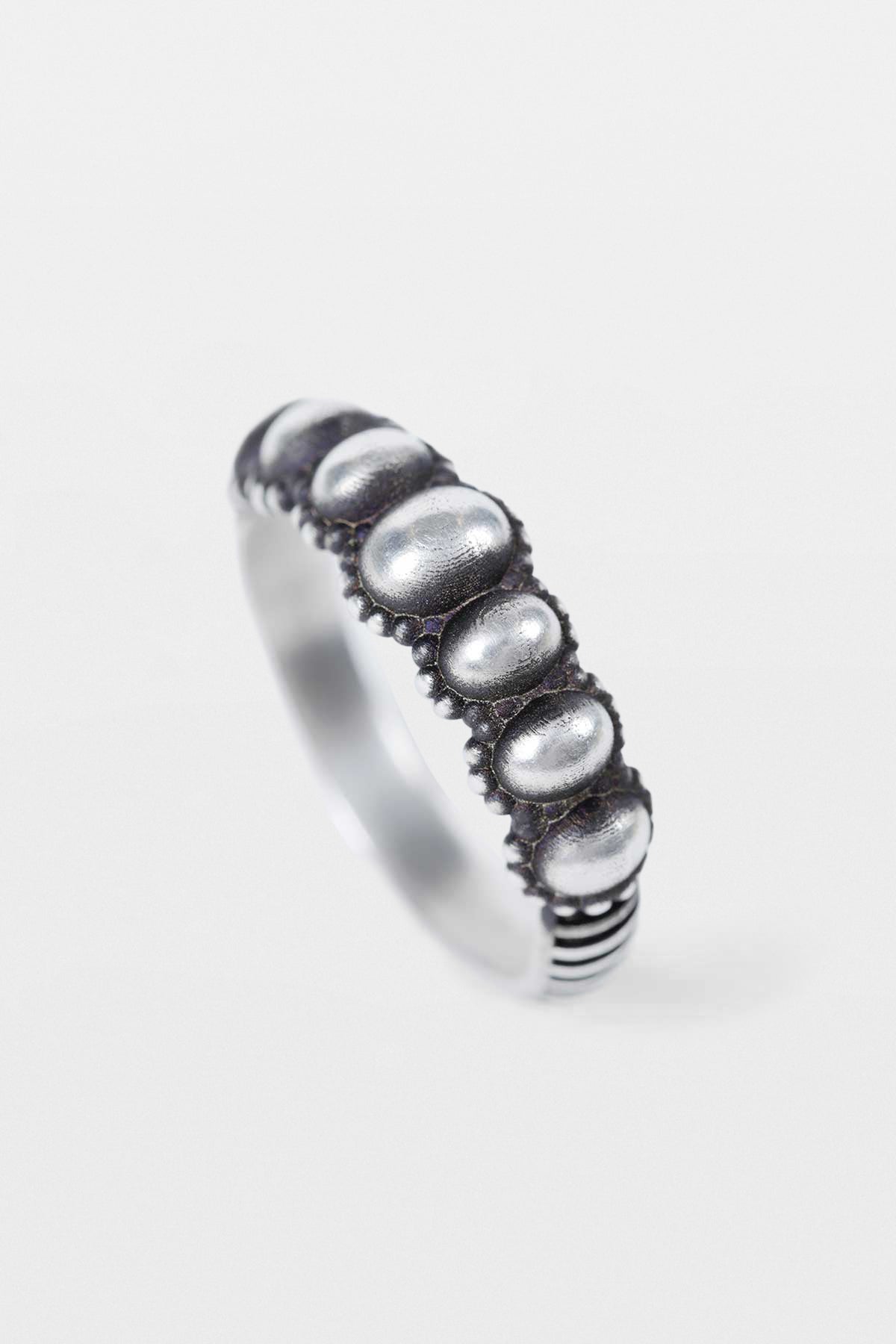 Nona Small Ring with Spheres – Ann Demeulemeester