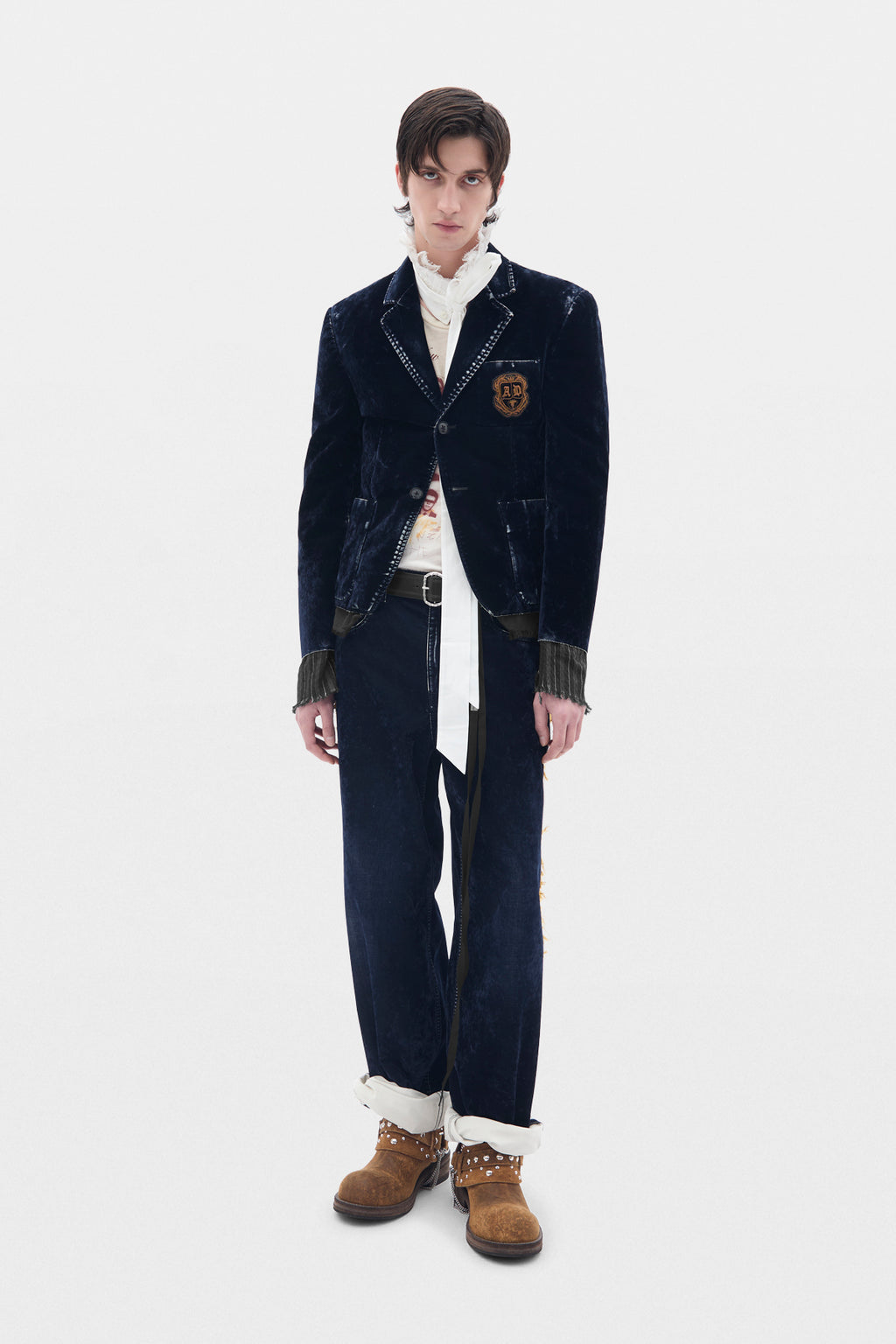 Peton Dekonstruierter Slim Fit Blazer mit gesticktem Emblem 