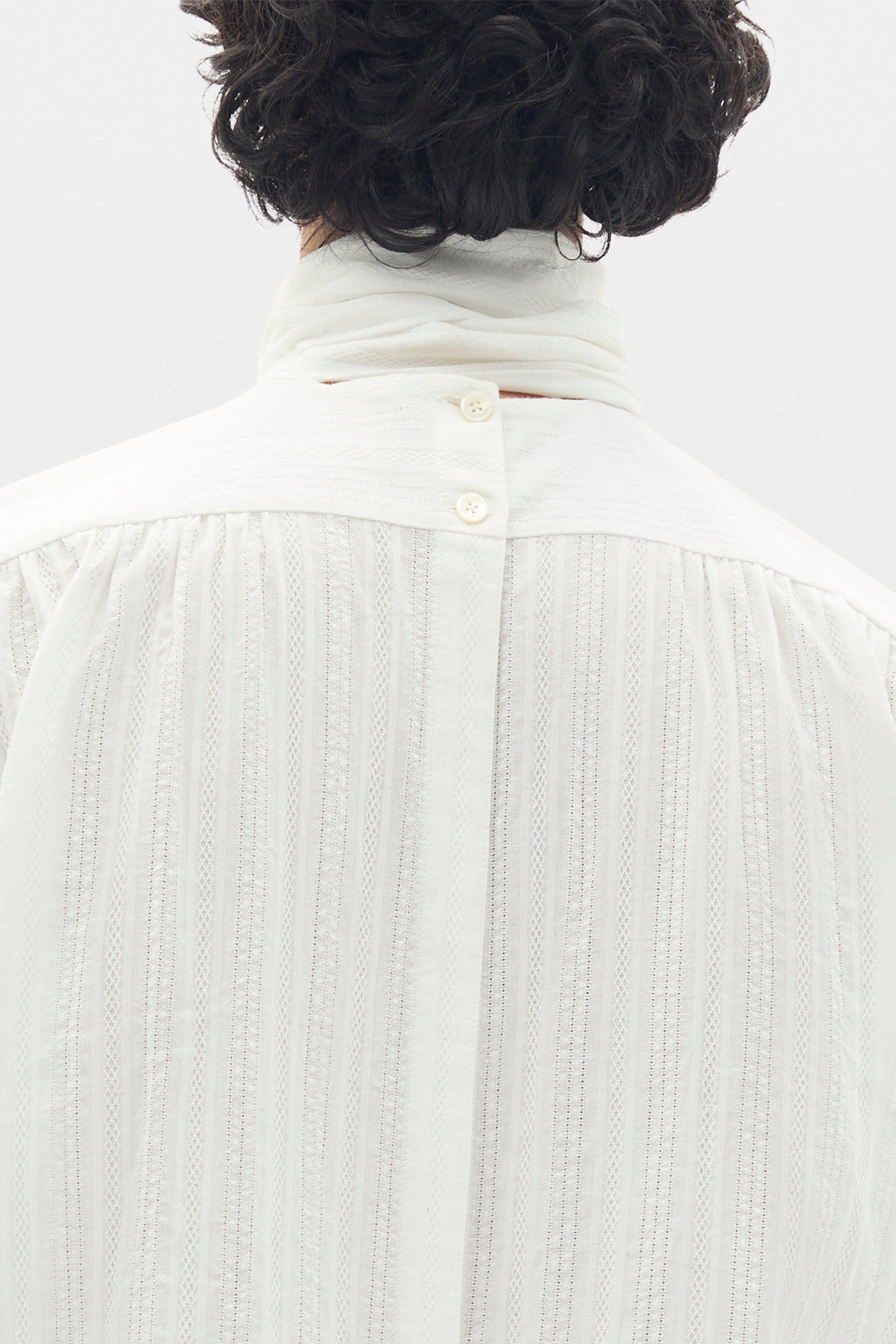 Top Stellan Open Back Bow Tie Colletti 