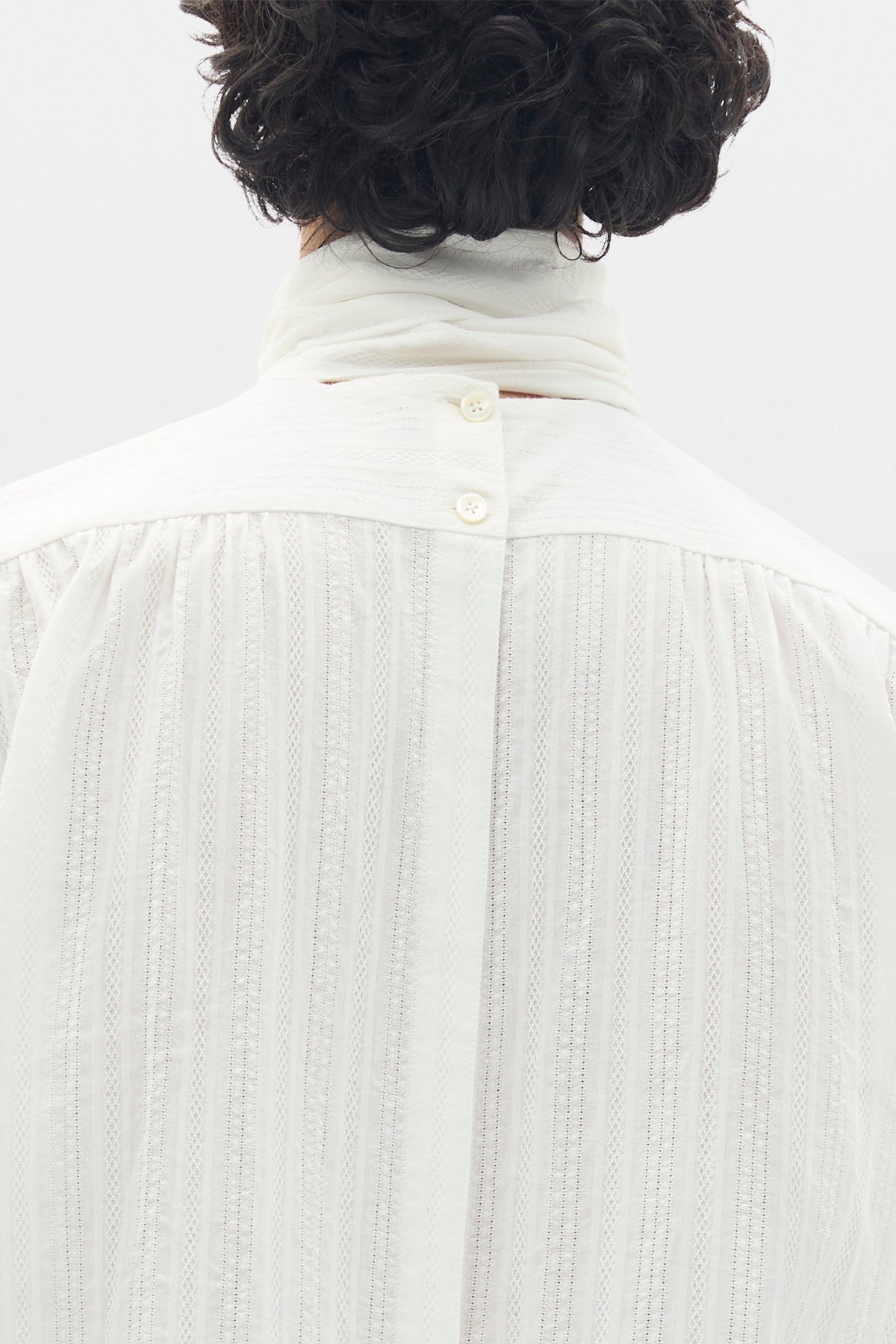 Top Stellan Open Back Bow Tie Colletti 