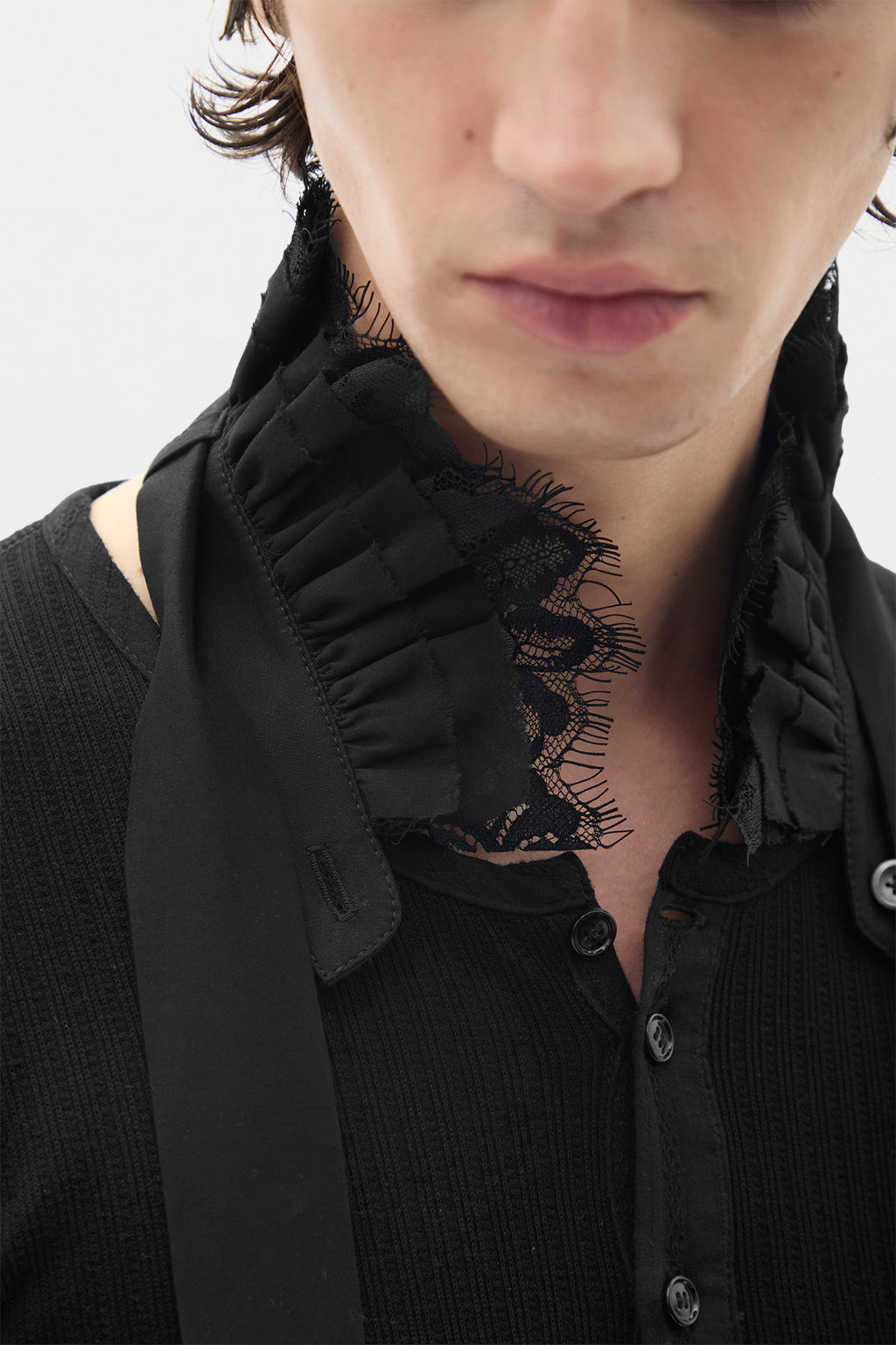 ANN DEMEULEMEESTER MANN SCHWARZE SCHALS 