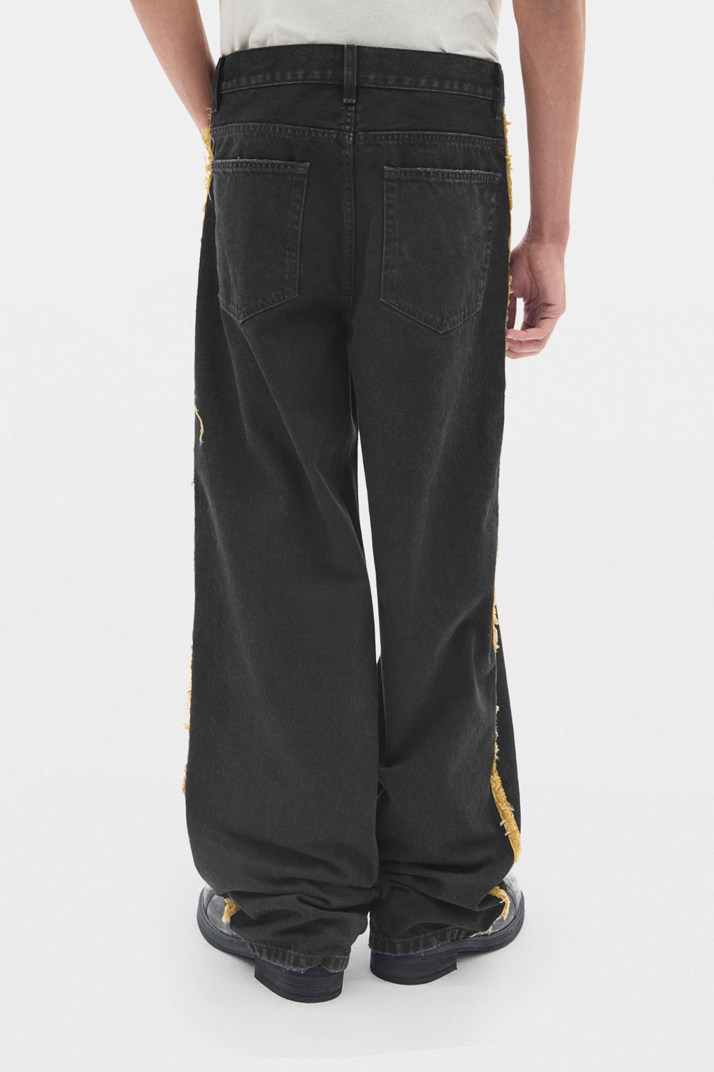 Pantalon droit à 5 poches avec bandes latérales 