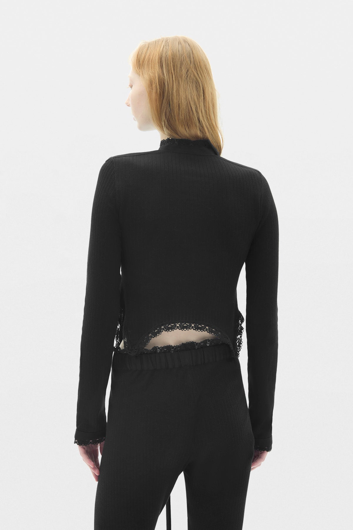 女性用トップス – Ann Demeulemeester
