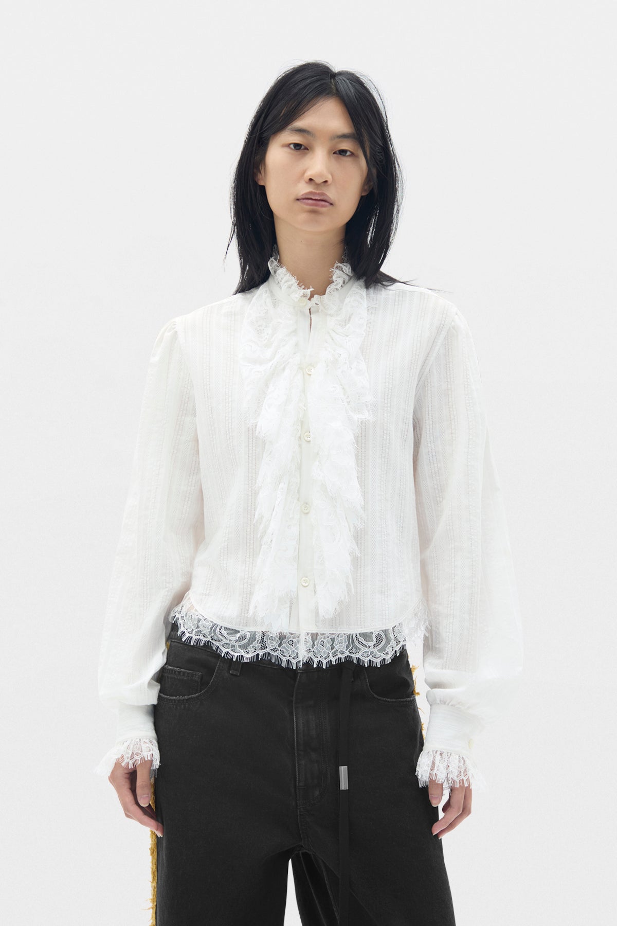 Autumn / Winter 26 look 19 – Ann Demeulemeester