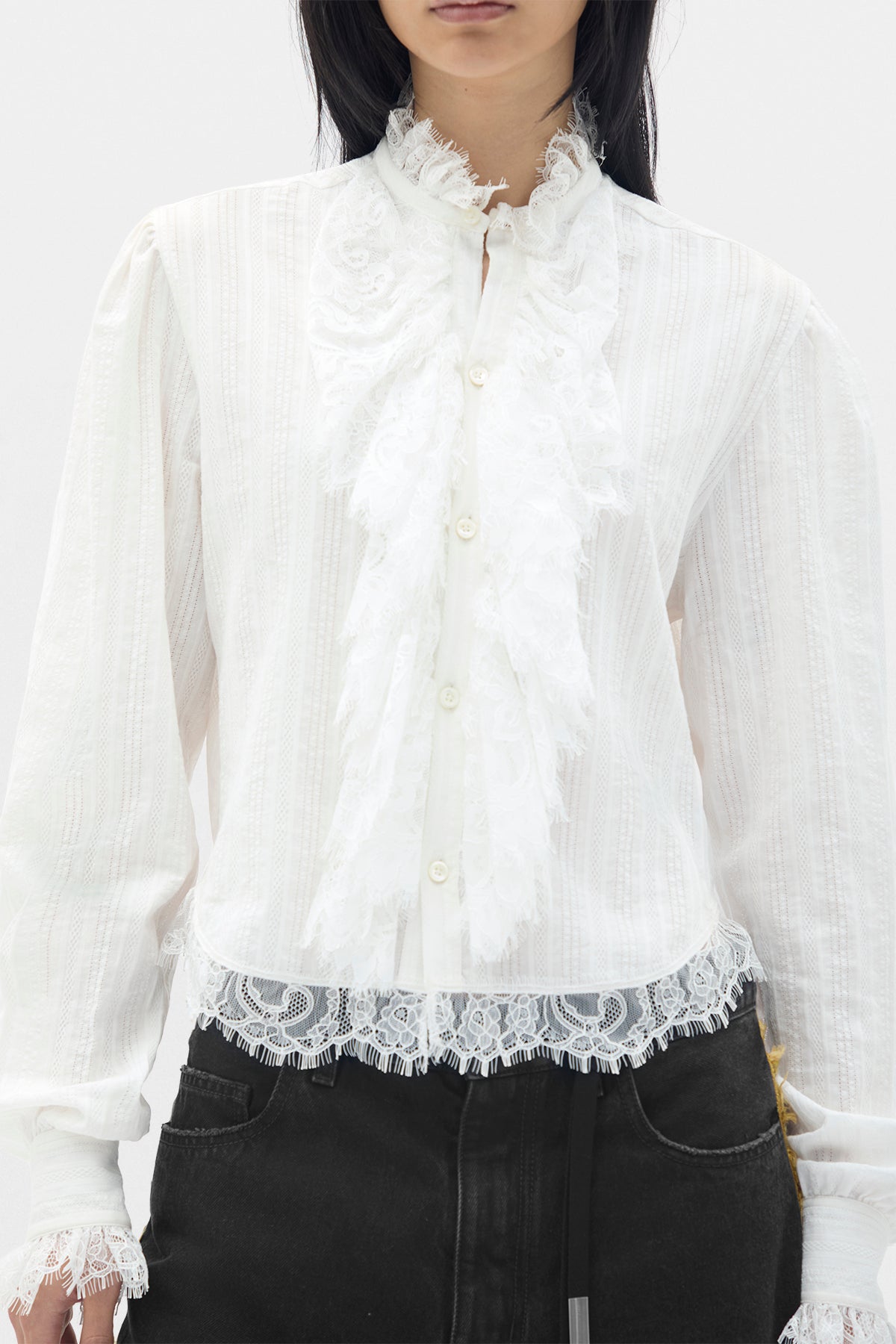 Chemise Freda Cropped avec volants en dentelle 
