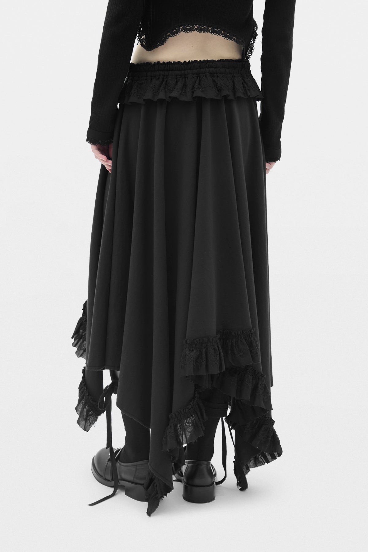 Aske Skirt with Light Cotton and Lace Ruffles