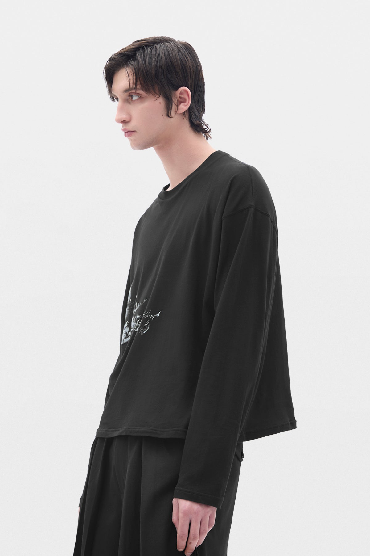 Emil Relax Fit Long Sleeve Boxy T-Shirt – Ann Demeulemeester