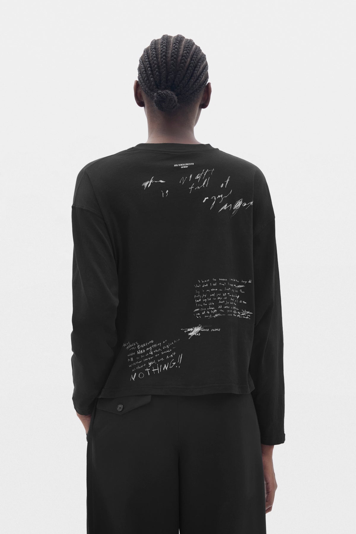 Nikita Relax Fit Long Sleeve Boxy T-shirt – Ann Demeulemeester