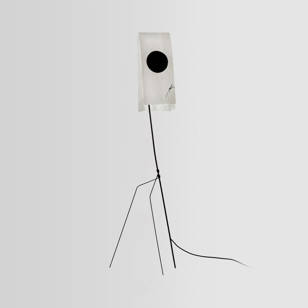 Eo - مصباح قائم بذاته 