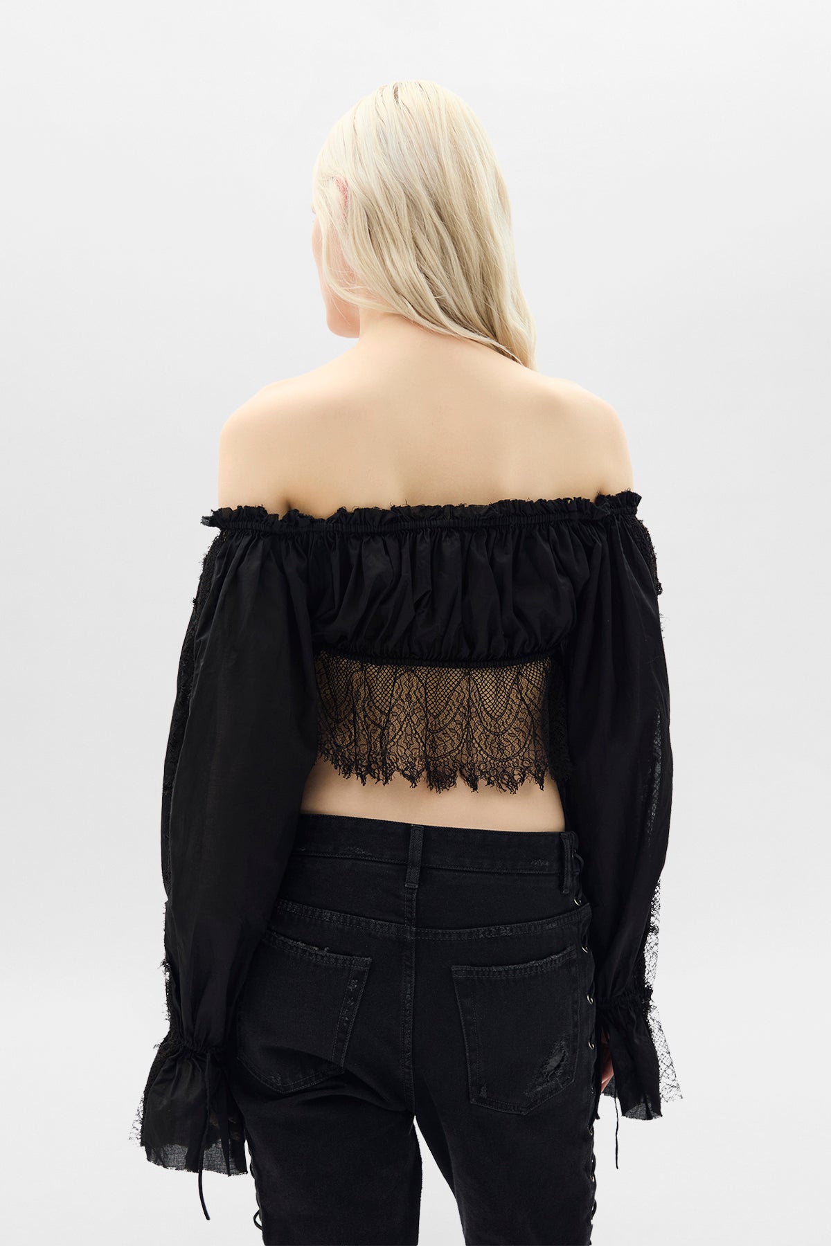 Woman Tops – Ann Demeulemeester