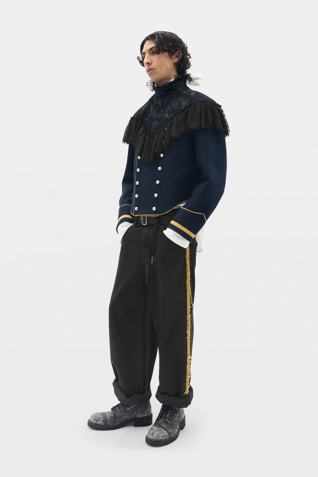 Pantalon droit à 5 poches avec bandes latérales 