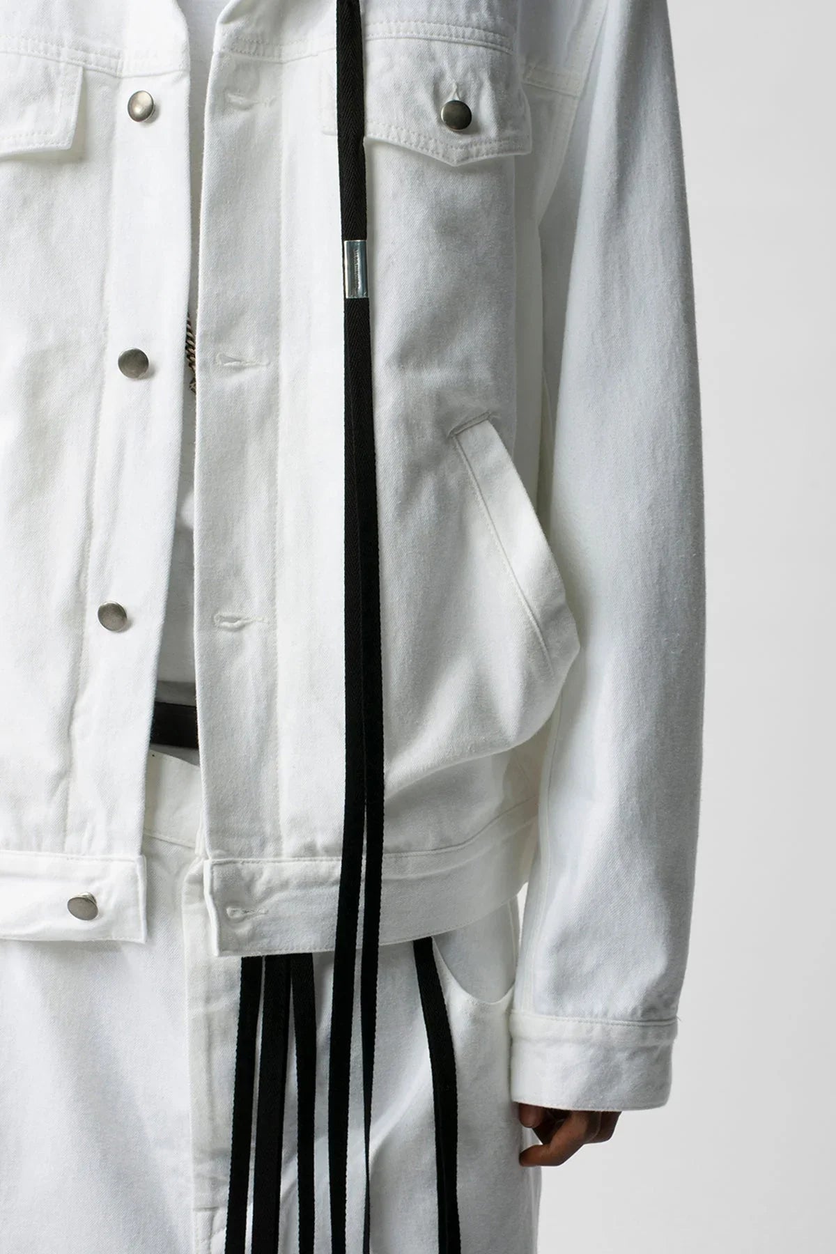 セール – Ann Demeulemeester